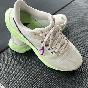 Like new Nike Air Zoom Pegasus 39